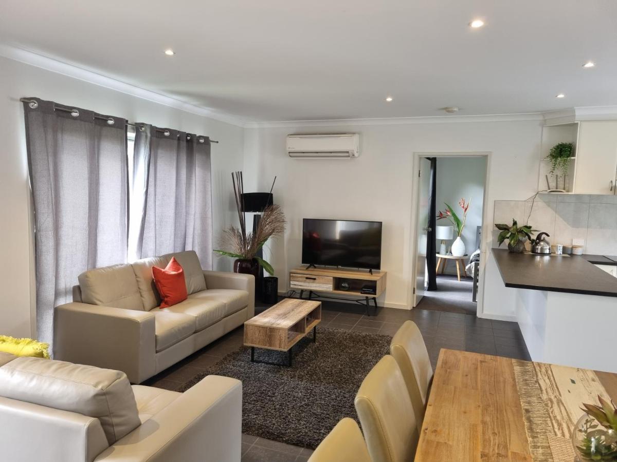 קאווס Island Cove Villas מראה חיצוני תמונה