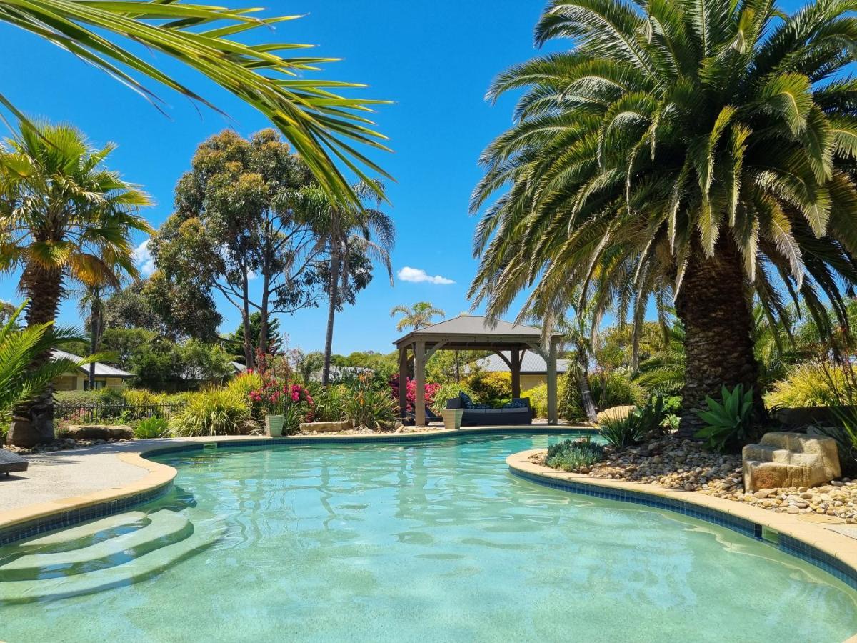 קאווס Island Cove Villas מראה חיצוני תמונה