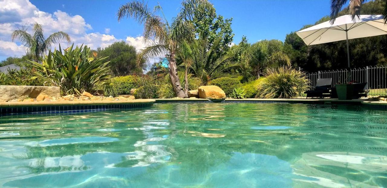 קאווס Island Cove Villas מראה חיצוני תמונה